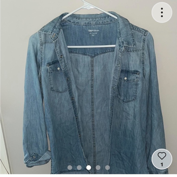 Button down - Picture 3 of 5